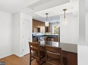 4167 S Four Mile Run Drive 401, Arlington VA 22204