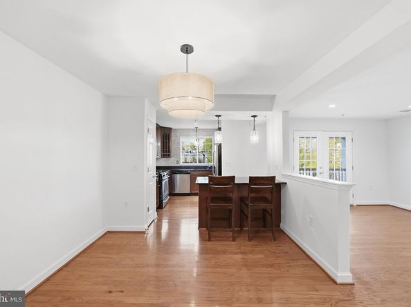 4167 S Four Mile Run Drive 401, Arlington VA 22204
