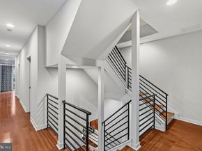 765 S 15TH Street, Philadelphia PA 19146