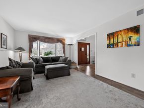 28 Timber Road, Horsham PA 19044