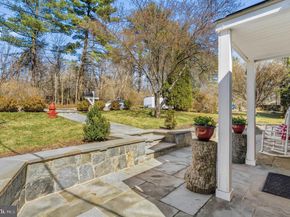 5 Ericsson Road, Cabin John MD 20818