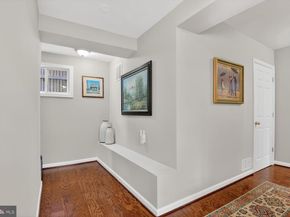 1109 S Rolfe Street, Arlington VA 22204