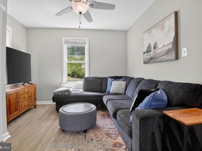 1109 S Rolfe Street, Arlington VA 22204