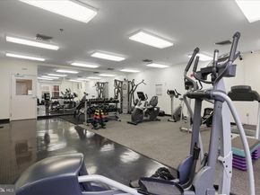 801 S Greenbrier Street 103, Arlington VA 22204