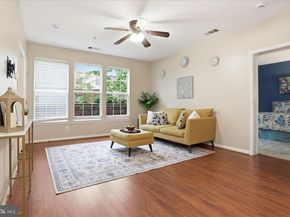 801 S Greenbrier Street 103, Arlington VA 22204
