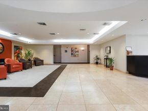 801 S Greenbrier Street 103, Arlington VA 22204