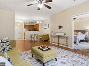 801 S Greenbrier Street 103, Arlington VA 22204