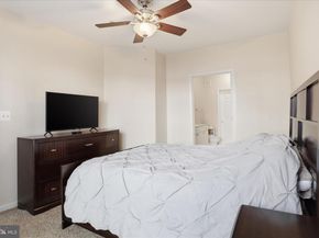 801 S Greenbrier Street 103, Arlington VA 22204