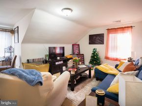 216 Bloomingdale Avenue, Wayne PA 19087