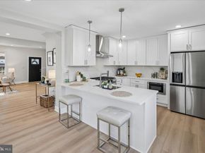 17 Longfellow Street NW, Washington DC 20011