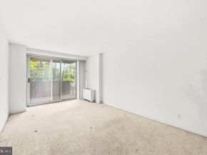 1001 City Avenue E306, Wynnewood PA 19096