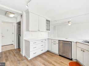 1001 City Avenue E306, Wynnewood PA 19096
