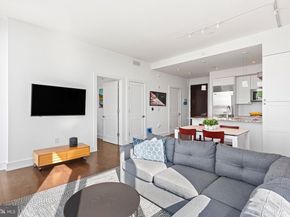 210 S 25TH Street 905, Philadelphia PA 19103