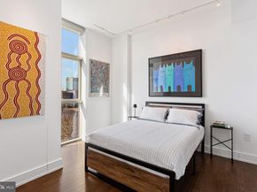 210 S 25TH Street 905, Philadelphia PA 19103