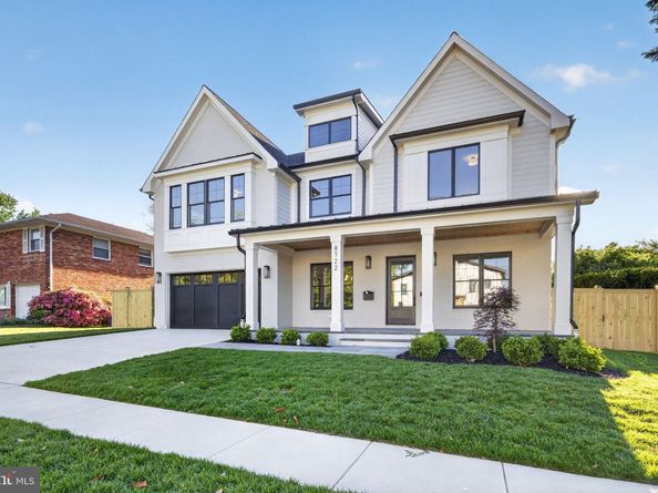 8722 Ewing Drive, Bethesda MD 20817