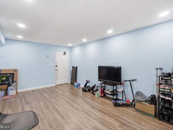 1727 28TH Street SE 204, Washington DC 20020