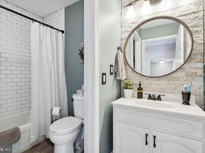 1312 Bainbridge Street, Philadelphia PA 19147