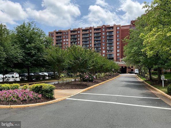2230 George C Marshall Drive 313, Falls Church VA 22043