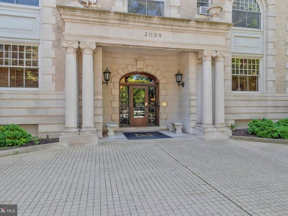2039 New Hampshire Avenue NW 210, Washington DC 20009