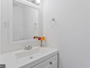 9599 Blake Park Court, Fairfax VA 22031