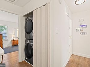 1317 Springtide Place, Herndon VA 20170