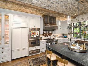 2244 Deer Path Road, Huntingdon Valley PA 19006
