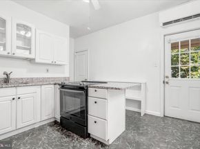 424 Martin Street, Philadelphia PA 19128