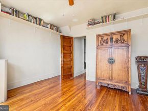 424 Martin Street, Philadelphia PA 19128