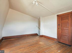 424 Martin Street, Philadelphia PA 19128