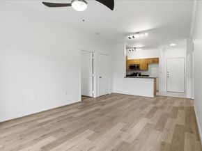 12901 Centre Park Circle 116, Herndon VA 20171