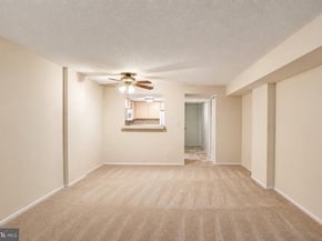 1951 Sagewood Lane 231, Reston VA 20191