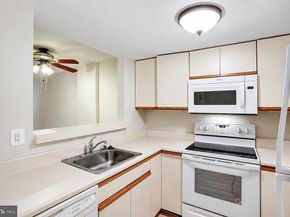 1951 Sagewood Lane 231, Reston VA 20191