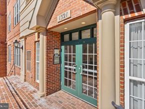 1321 N Adams Court 201, Arlington VA 22201