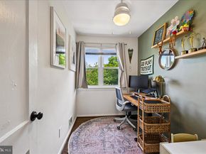 533 E Luray Avenue, Alexandria VA 22301
