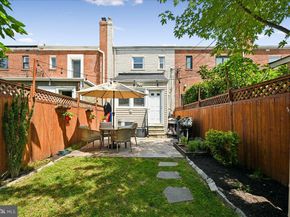 533 E Luray Avenue, Alexandria VA 22301