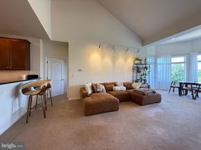 530 Carson Terrace, Huntingdon Valley PA 19006