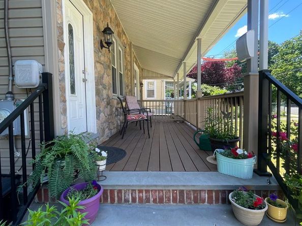 8129 Pine Road, Philadelphia PA 19111