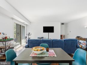 3342 S 28TH Street 202, Alexandria VA 22302