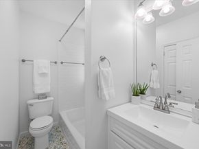 108 14TH Street SE, Washington DC 20003