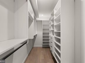 954 N 6TH Street, Philadelphia PA 19123