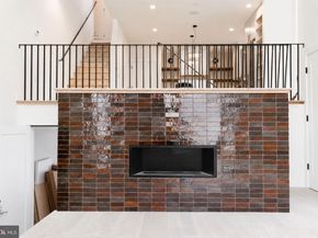 954 N 6TH Street, Philadelphia PA 19123