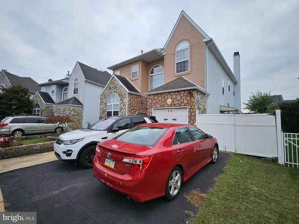1251 Serota Place, Philadelphia PA 19115