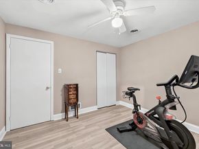 514 Edgewood Avenue, Folsom PA 19033