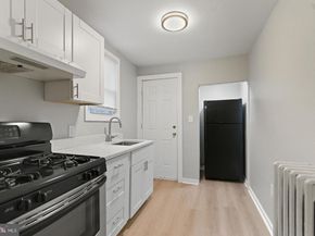 2530 Collins Street, Philadelphia PA 19125