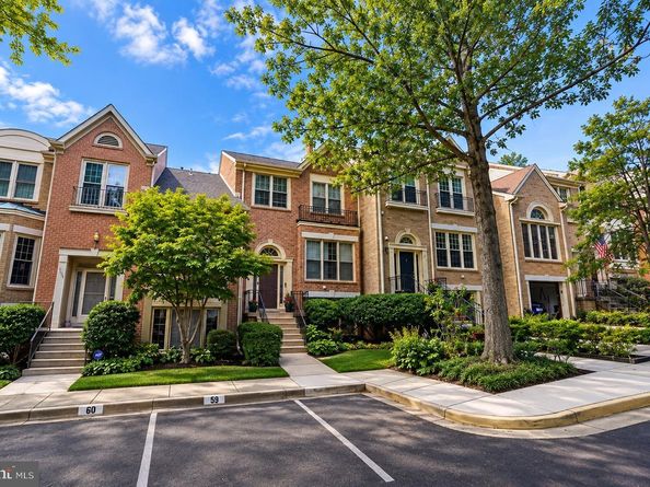 2277 Kings Garden Way, Falls Church VA 22043