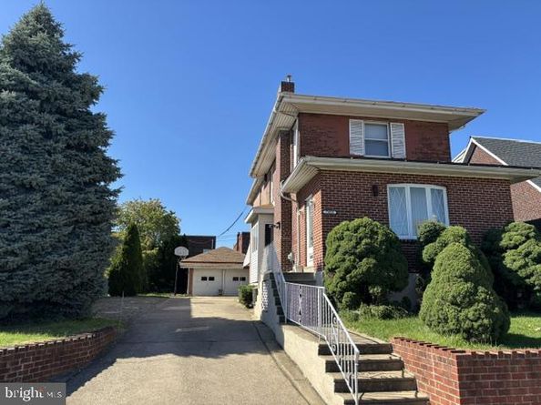 7412 Castor Avenue, Philadelphia PA 19152