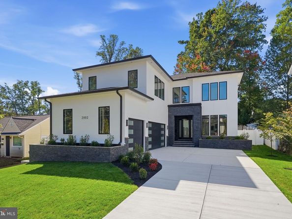2002 Hillside Drive, Falls Church VA 22043