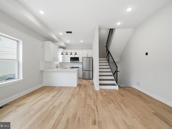 1826 S 22nd Street B, Philadelphia PA 19145