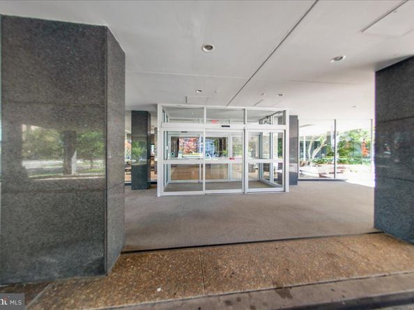 2475 Virginia Avenue NW 918, Washington DC 20037