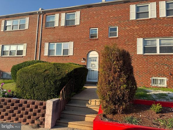7102 Hummingbird Place, Philadelphia PA 19153